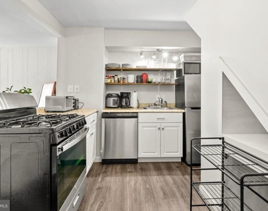 308 S Castle Street - Photo Thumbnail 9