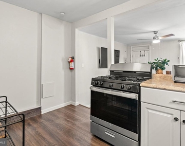 308 S Castle Street - Photo Thumbnail 12