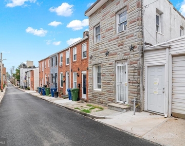 308 S Castle Street - Photo Thumbnail 2