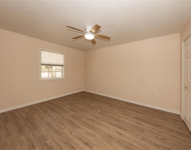 400 Unit A Oak Knob Dr - Photo Thumbnail 15