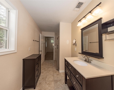 400 Unit A Oak Knob Dr - Photo Thumbnail 25