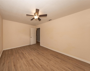400 Unit A Oak Knob Dr - Photo Thumbnail 11
