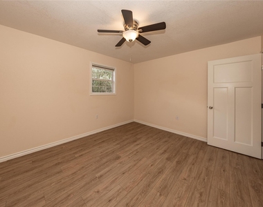 400 Unit A Oak Knob Dr - Photo Thumbnail 12