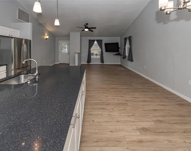 400 Unit A Oak Knob Dr - Photo Thumbnail 8