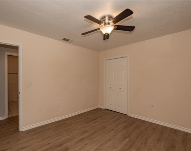 400 Unit A Oak Knob Dr - Photo Thumbnail 10