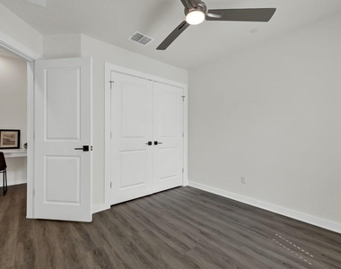 104 Creekside Trl - Photo Thumbnail 28