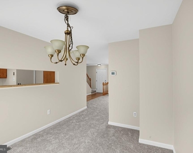 502 Meadowmist Way - Photo Thumbnail 14