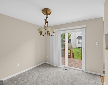 502 Meadowmist Way - Photo Thumbnail 15