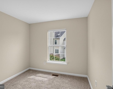 502 Meadowmist Way - Photo Thumbnail 27