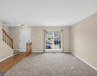 502 Meadowmist Way - Photo Thumbnail 4