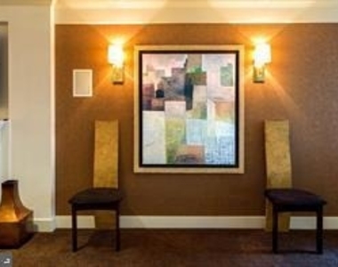 5 Park Place - Photo Thumbnail 35