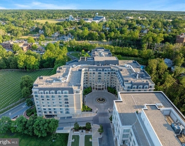 5 Park Place - Photo Thumbnail 1