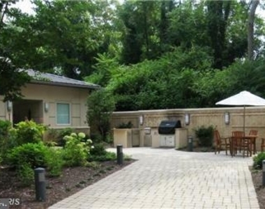5 Park Place - Photo Thumbnail 8