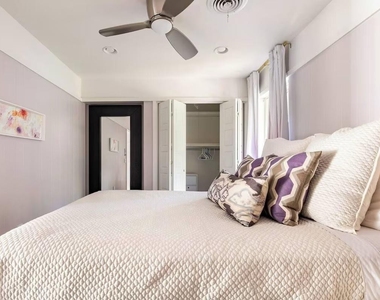 6102 Cherrylawn Cir - Photo Thumbnail 17