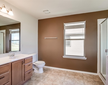 518 Carrington St - Photo Thumbnail 20
