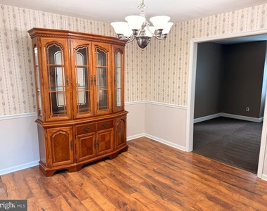 80 Merion Road - Photo Thumbnail 9
