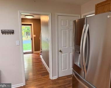 80 Merion Road - Photo Thumbnail 4