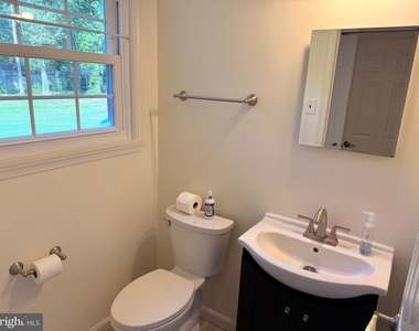 80 Merion Road - Photo Thumbnail 11