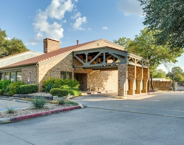 8888 Tallwood Dr - Photo Thumbnail 1