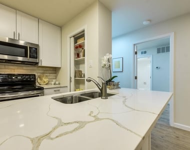 8888 Tallwood Dr - Photo Thumbnail 19