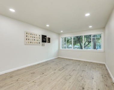 8888 Tallwood Dr - Photo Thumbnail 26
