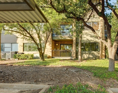 8888 Tallwood Dr - Photo Thumbnail 2