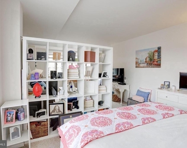 940 25th Street Nw - Photo Thumbnail 4