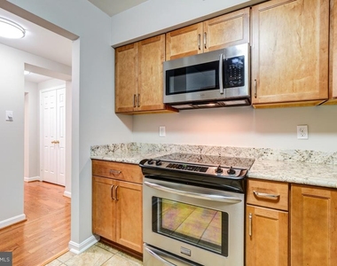 3855 Rodman Street Nw - Photo Thumbnail 11