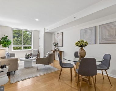 350 G Street Sw - Photo Thumbnail 2