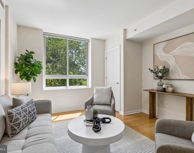 350 G Street Sw - Photo Thumbnail 4