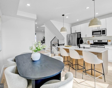 517 Florida Avenue Ne - Photo Thumbnail 16