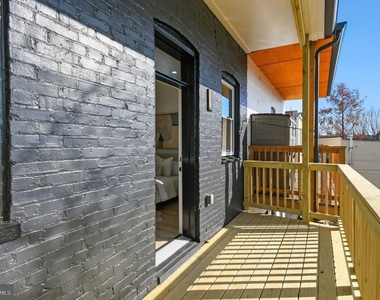 517 Florida Avenue Ne - Photo Thumbnail 22
