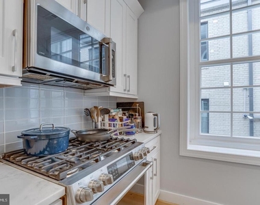 625 Park Road Nw - Photo Thumbnail 2
