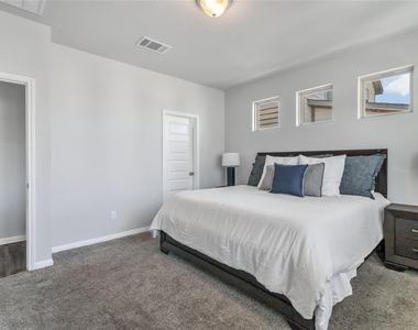 112 Old Stagecoach Rd - Photo Thumbnail 5