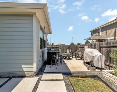 112 Old Stagecoach Rd - Photo Thumbnail 7