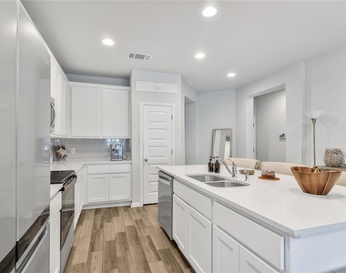 112 Old Stagecoach Rd - Photo Thumbnail 21