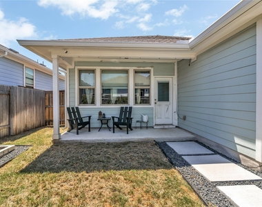 112 Old Stagecoach Rd - Photo Thumbnail 9