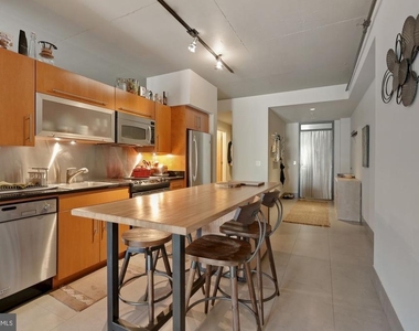1133 14th Street Nw - Photo Thumbnail 6