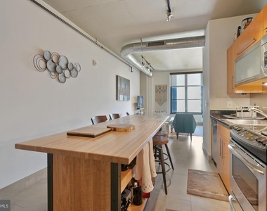 1133 14th Street Nw - Photo Thumbnail 5