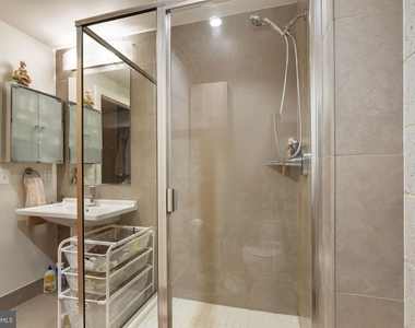1133 14th Street Nw - Photo Thumbnail 9