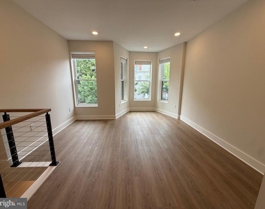 821 4th Street Ne - Photo Thumbnail 5