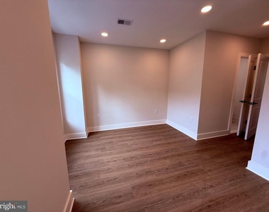 821 4th Street Ne - Photo Thumbnail 15