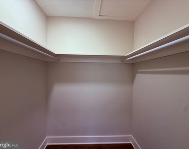 821 4th Street Ne - Photo Thumbnail 20