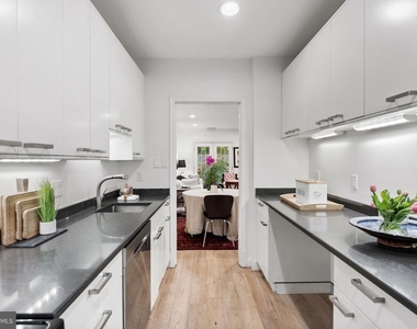 3209 Sutton Place Nw - Photo Thumbnail 18