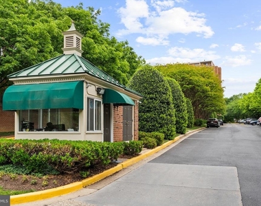 3209 Sutton Place Nw - Photo Thumbnail 35