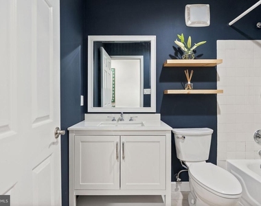 3209 Sutton Place Nw - Photo Thumbnail 25