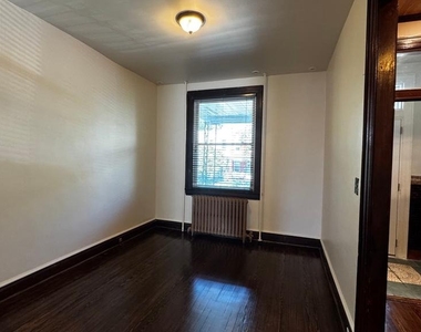 18 16th Street Ne - Photo Thumbnail 4
