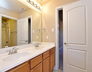 303 Hensley Dr - Photo Thumbnail 23