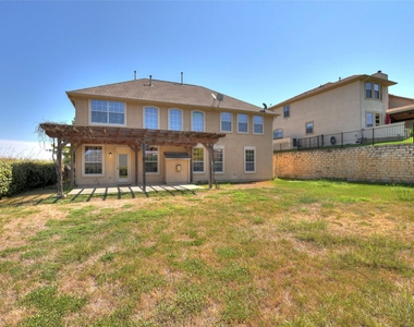 303 Hensley Dr - Photo Thumbnail 28
