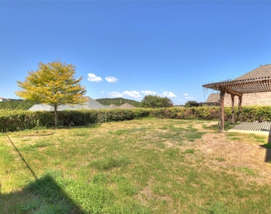 303 Hensley Dr - Photo Thumbnail 26